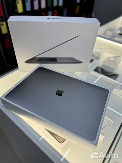 Apple MacBook Pro 15 2019год