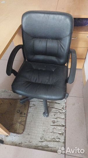 Компьютерное кресло