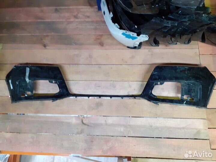 Передний бампер Audi Q7 2018