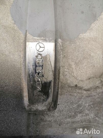 Молдинг бампера задний верхний Mercedes-Benz Ml