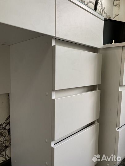 Туалетный столик