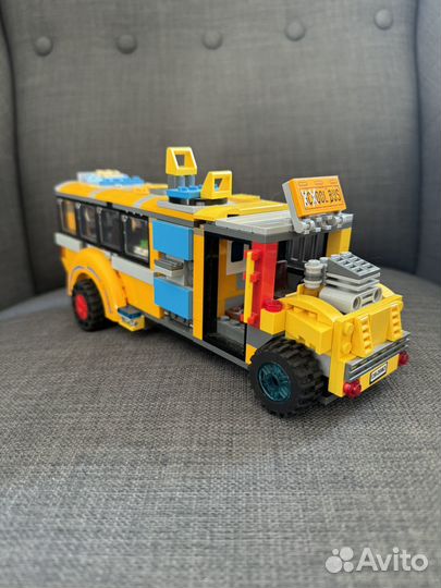 Автобус Lego Hidden Side* 70423 и подставка