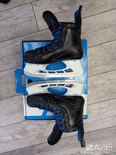 Хоккейные коньки bauer nexus 2 N размер 4ее