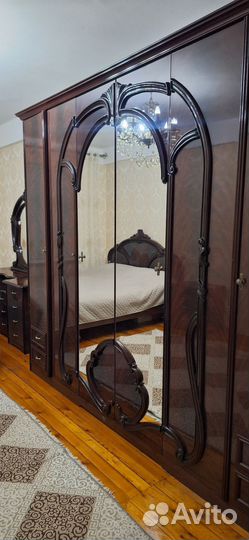 Спальный гарнитур бу