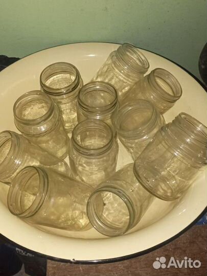 Банки стеклянные и металл. Ложки деревянные,сито