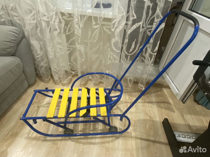 Детские санки с колесами