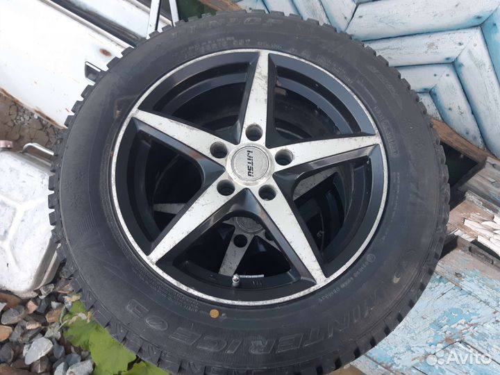 Dunlop SP Winter Ice 03 205/65 R16 99