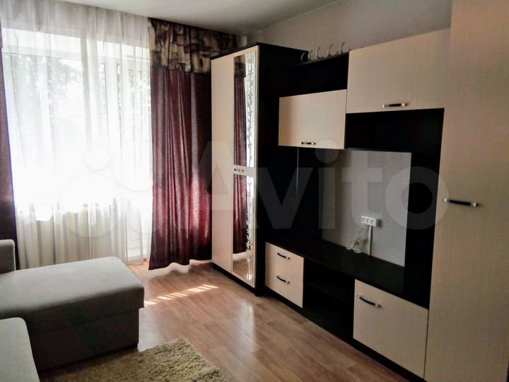 Комната 13 м² в 6-к., 4/5 эт.