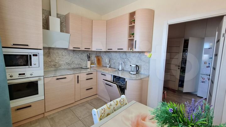 3-к. квартира, 67,5 м², 9/9 эт.