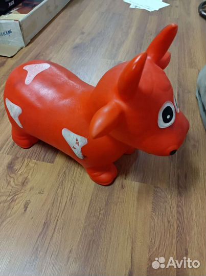 Игрушка Корова попрыгушка (прыгалка)