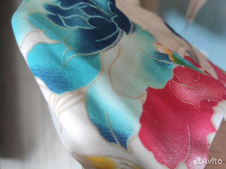 Брендовые вещи 42-44