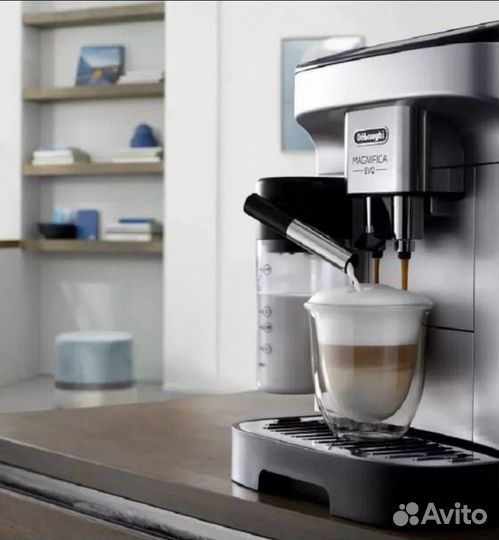 Кофемашина Delonghi magnifica evo (новая)