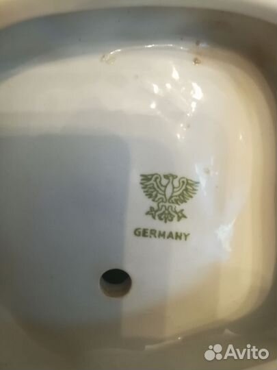 Парные высокие фарфоровые статуэтки Германия