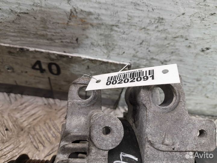 Б/У Генератор 320А 22859538, general motors