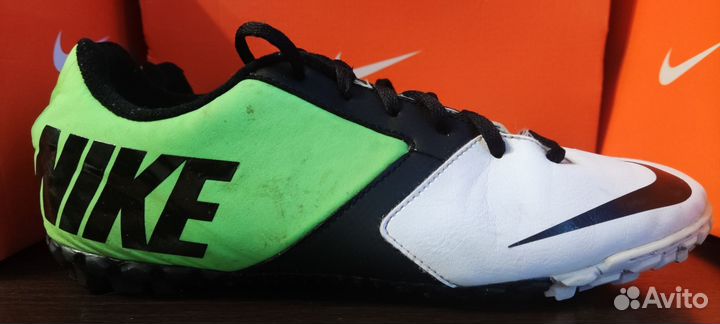 Футзалки-грунтовки Nike Bomba II TF 43-44р 28см