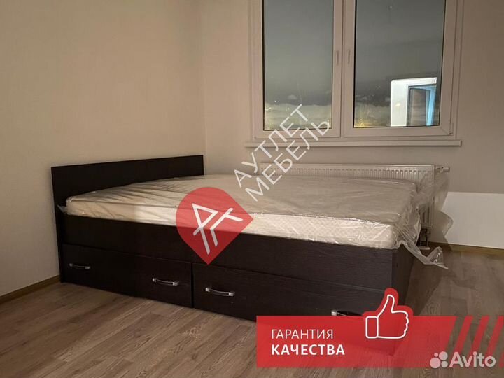 Кровать двухспальная