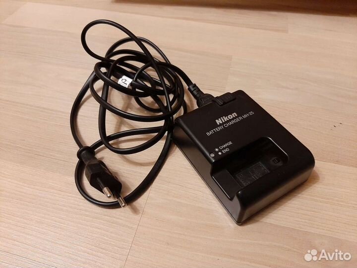 KIT Nikon D7000 + объектив 18-105 3.5-5