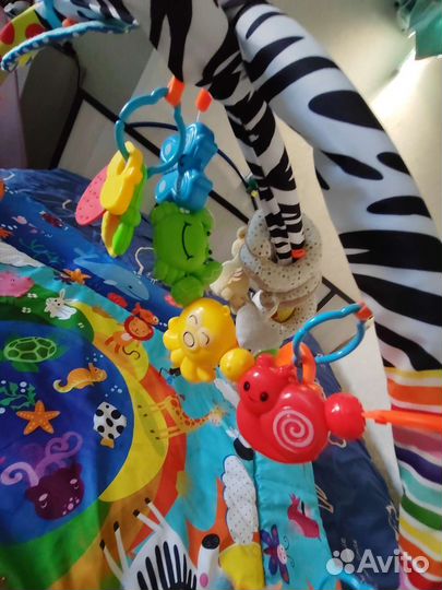 Развивающий коврик