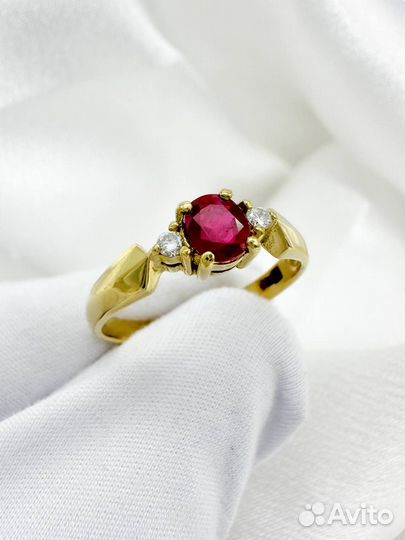 Золотое кольцо с бриллиантами 750 проба 3.01 гр