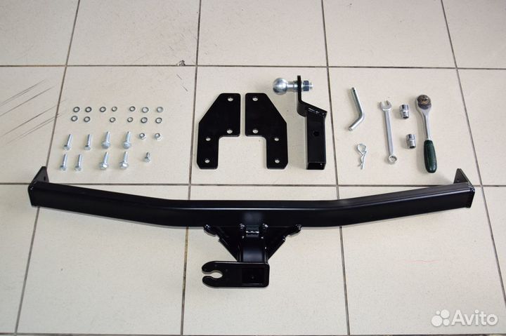 Фаркоп под съемный американский квадрат