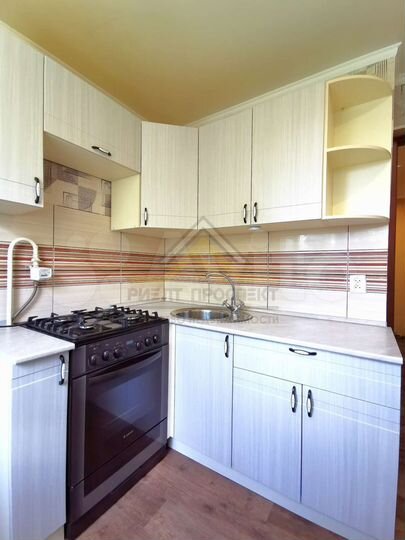 2-к. квартира, 44 м², 5/5 эт.