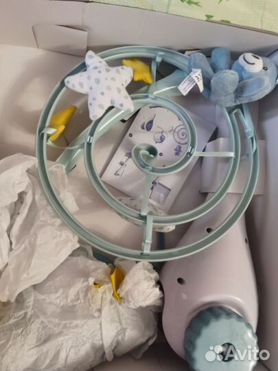 Музыкальный мобиль для кроватки новый