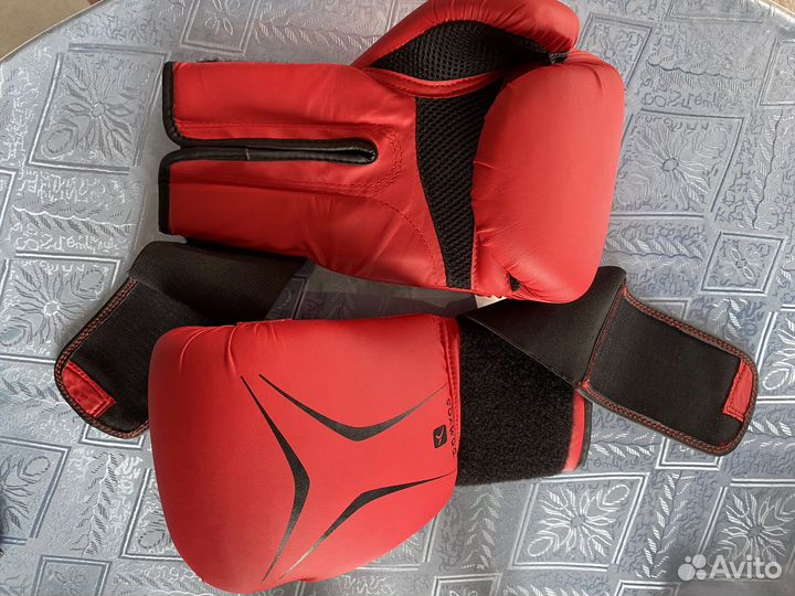 Боксерские перчатки 12 oz Domyos air cooling