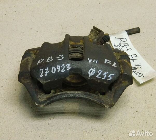 Суппорт передний левый VW Passat B3 1.8