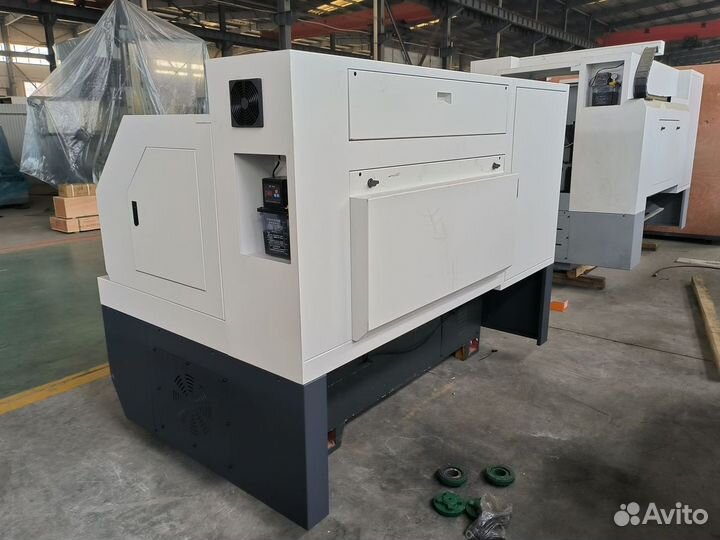 Токарный станок с чпу