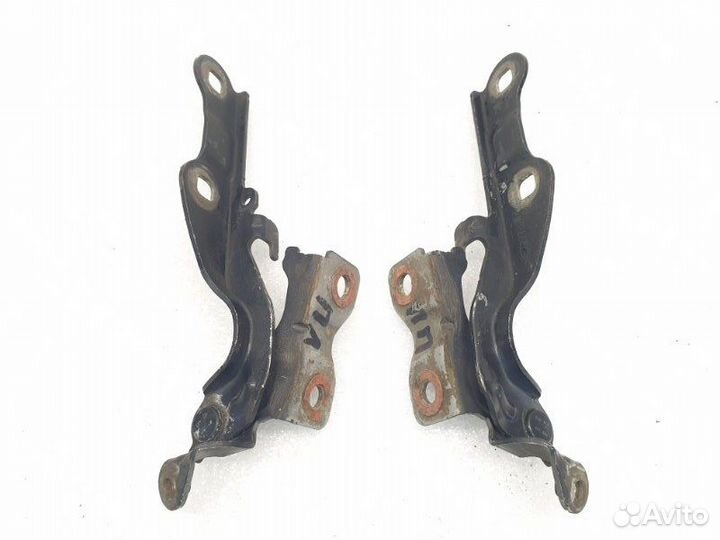 Петля капота Chevrolet Cruze 2013