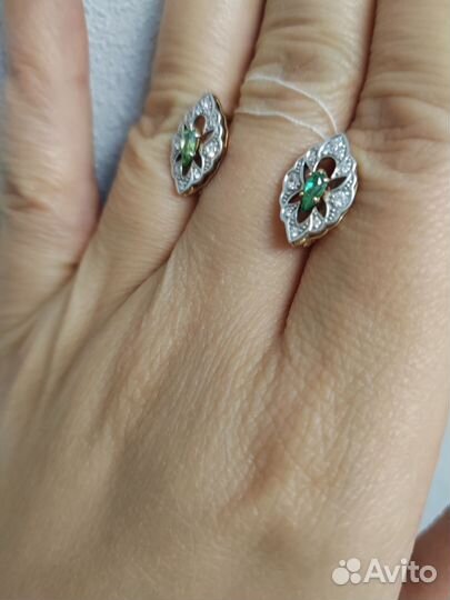 Золотые серьги