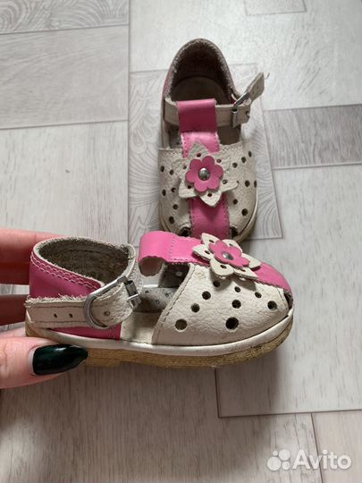 Детские сандали