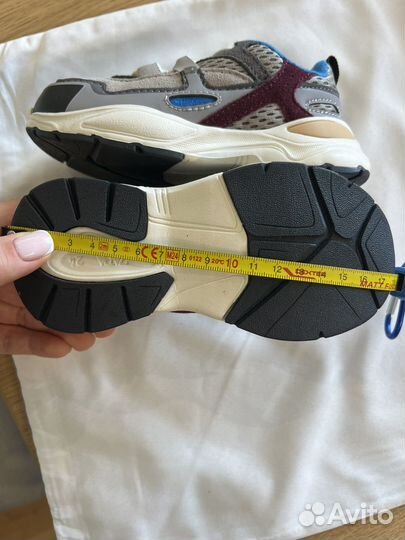 Кроссовки детские новые Zara 24 размер