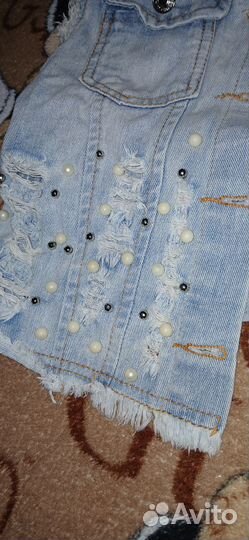 Джинсовая жилетка женская