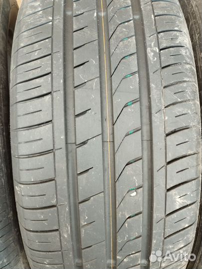 Nexen N'Fera SU1 205/60 R16