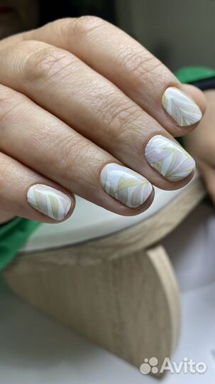 Маникюр с покрытием и укреплением