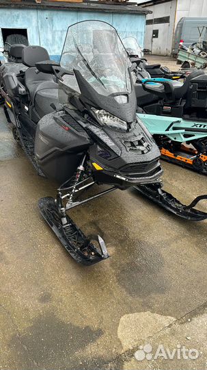 BRP Expedition SE 900 ACE Turbo R