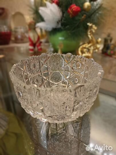 Хрустальная ваза
