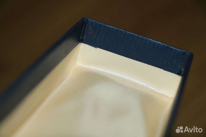 Коробка из-под виски Johnnie Walker Blue Label