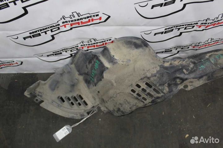 Подкрылок toyota daihatsu delta lite ACE noah town