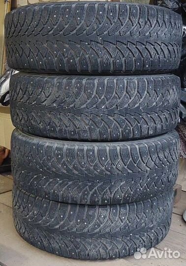 Nokian Tyres Nordman 4 215/65 R16 102T