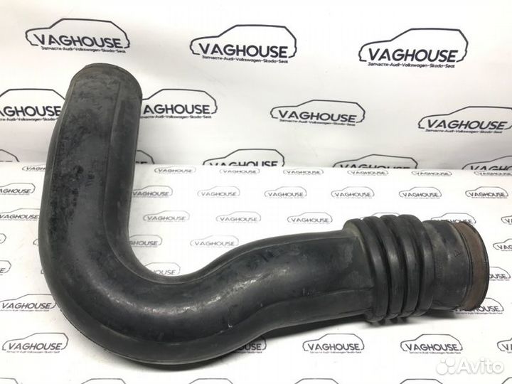 Патрубок воздушного фильтра Ford Scorpio MK 2 2.0