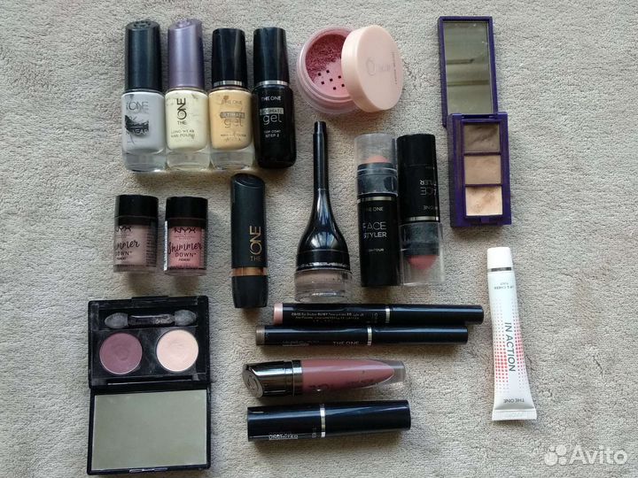 Набор косметики декоративной помада тени румяна