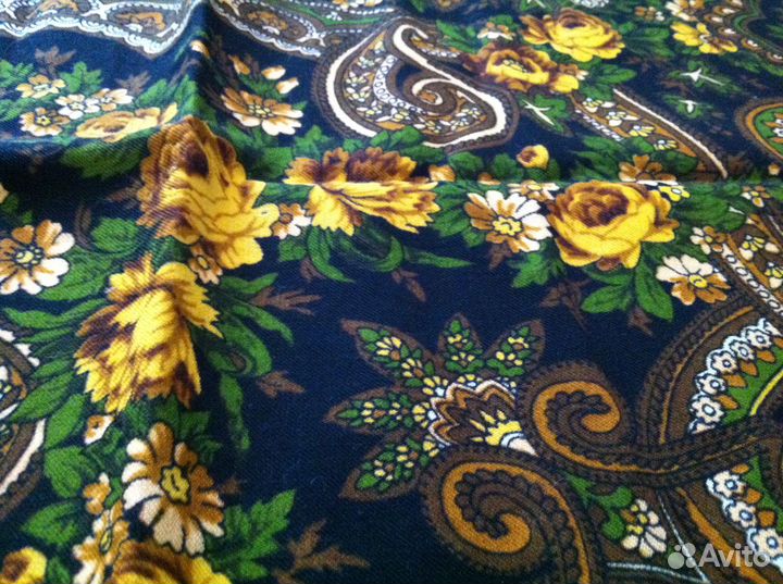 Павлопосадский платок 120 на 120см., шерсть 100