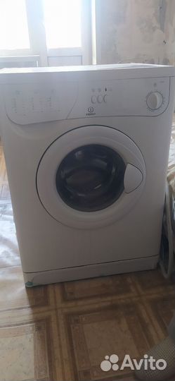 Стиральная машина бу indesit