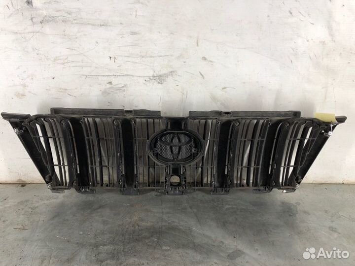 Решетка радиатора Toyota Land Cruiser Prado 150