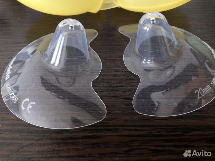 Накладки на грудь medela