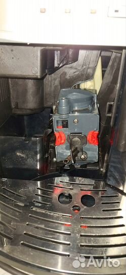Кофемашина delonghi