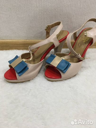 Босоножки женские 36 размер