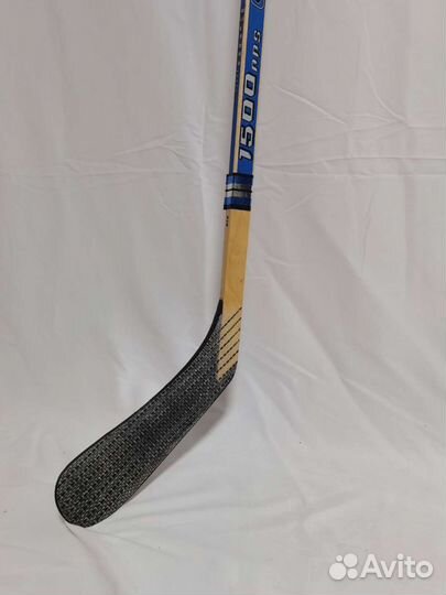 Клюшка хоккейная